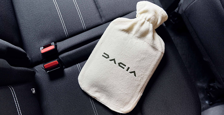 Mit Witz und Wärme: Dacia kontert die teuren Ideen der Konkurrenz