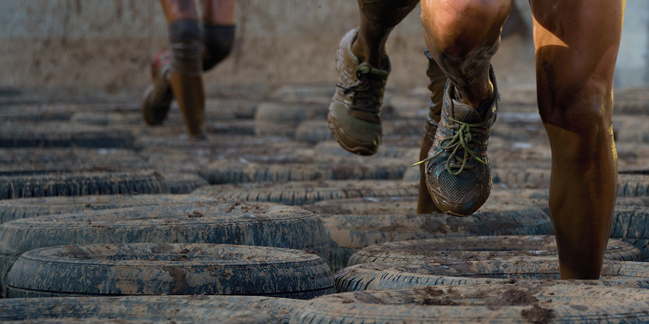 Zu Tough Mudder im Dacia Jogger