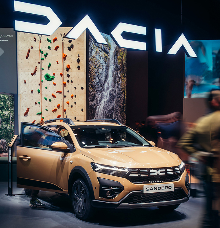 001Dacia_GIMS_OverviewOfTheShow_1-1 Genfer Auto-Salons