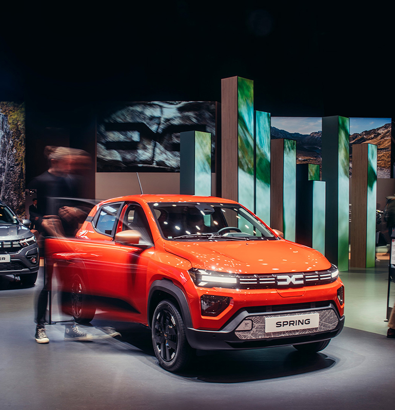 004Dacia_GIMS_OverviewOfTheShow_1-1 Genfer Auto-Salons