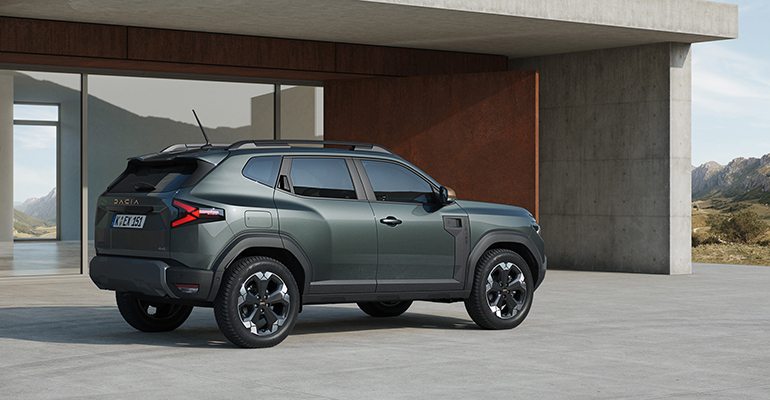 FAMILIENAUTO des Jahres 2024: Dacia Duster gewinnt doppelt