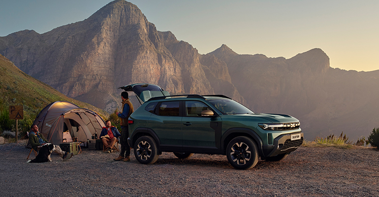 FAMILIENAUTO des Jahres 2024: Dacia Duster gewinnt doppelt