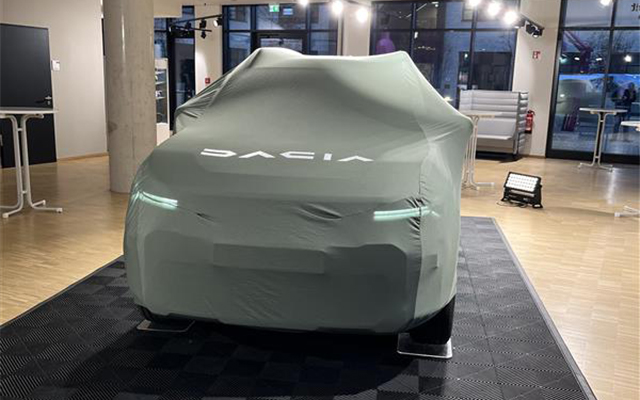 bigster-02 Bigster, SUV, Premiere