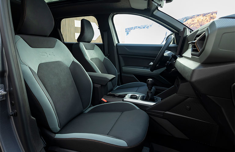 Nouveau-Dacia-Bigster-TCe-130-4×4-Extreme-Gris-Schiste-(34) Bigster