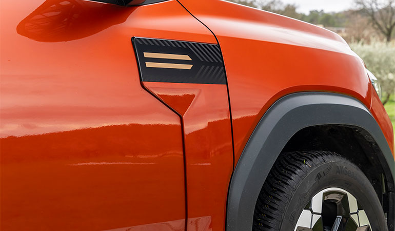 Bigster-Extreme-053 Goldenes Lenkrad