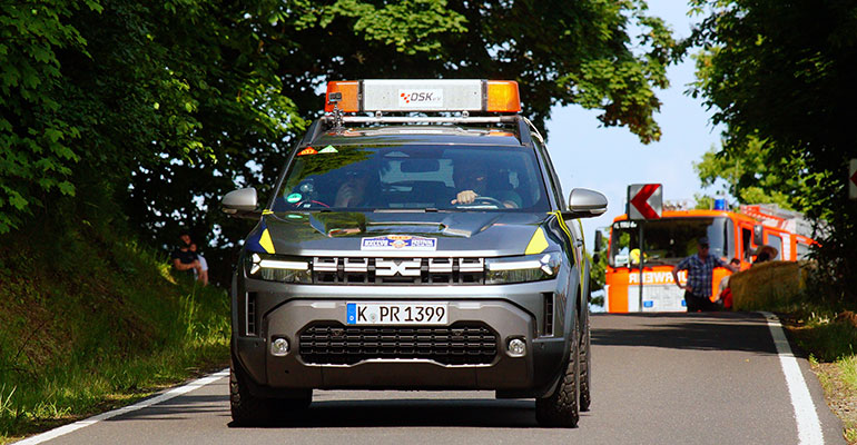 DSC03075 Duster als Rallye Infomobil