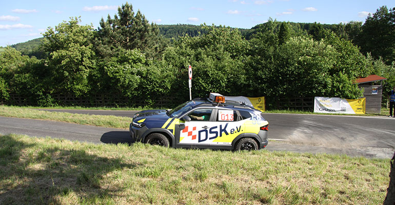 IMG_4031 Duster als Rallye Infomobil